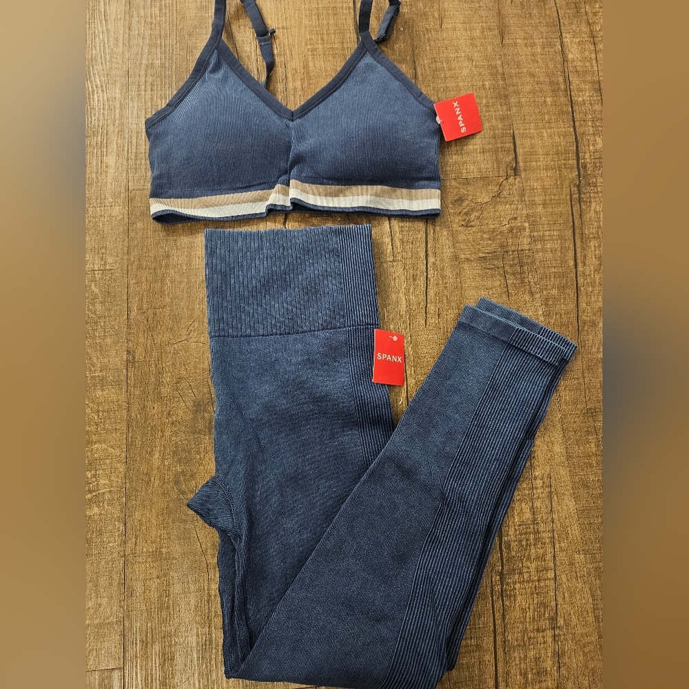 SPANX Soft Stretch Seamless Leggings & sports bra set